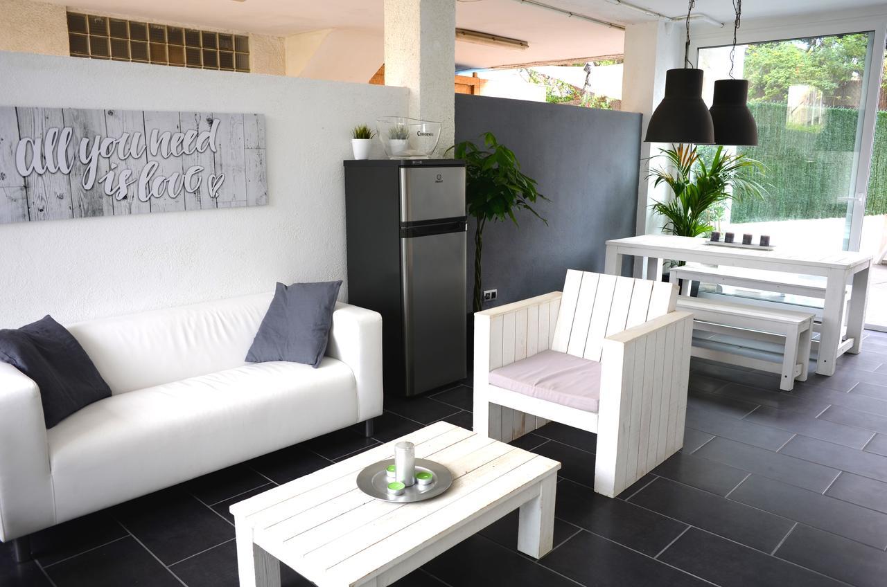 Beach House Castelldefels Quarto foto